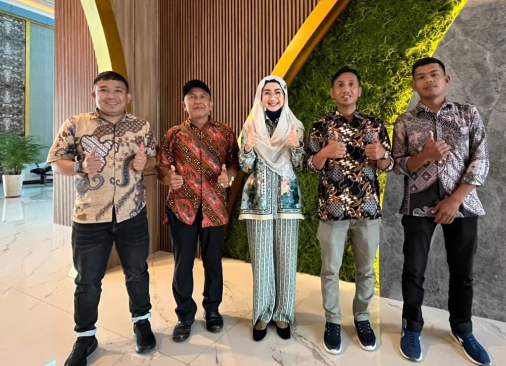 royal class cust 6